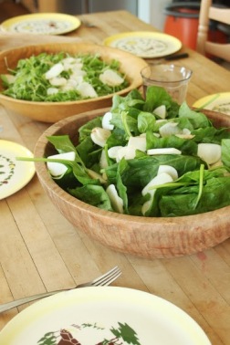 Lunchin' on Spinach Salad...